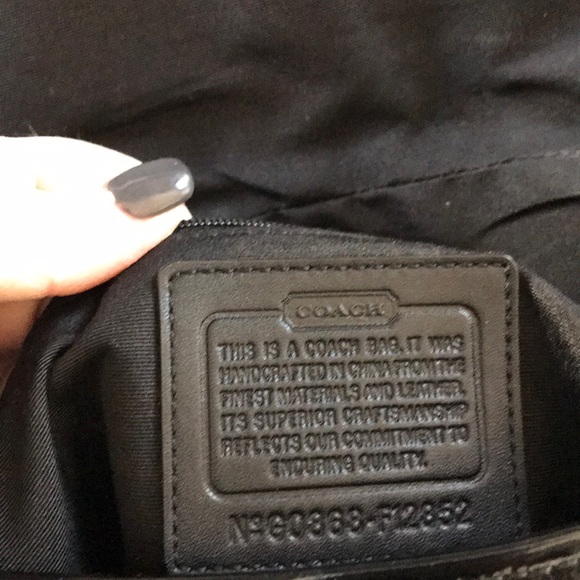 Coach Bag - Picture 2 of 4